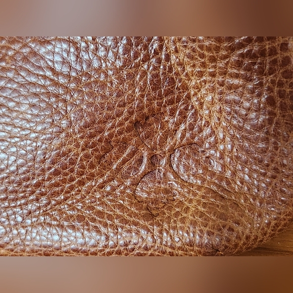 Patricia Nash Kiss Lock Large Wristlet - Picture 2 of 14